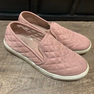 Time & Tru Size 9 Blush Loafers